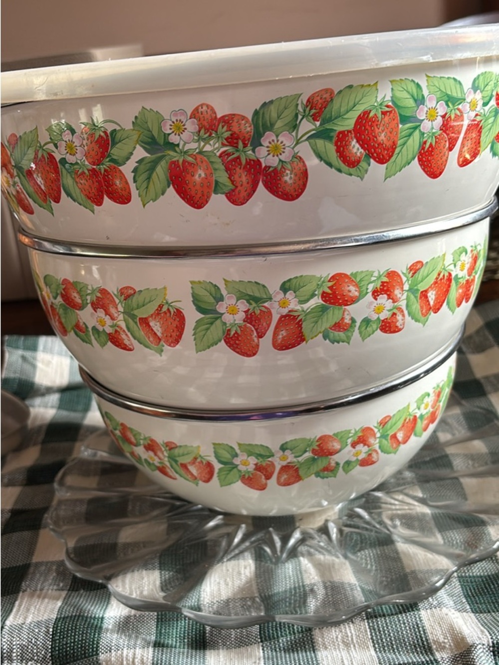 Vintage 1960s Strawberry Print Enamel Kobe Mixing Bowls - White with Red & Green